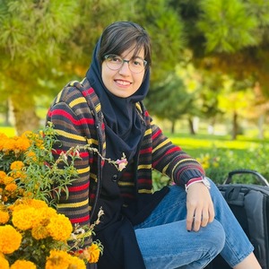 پروفایل Poone Mirfatah