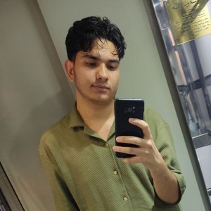 پروفایل Aydin Taherkhani