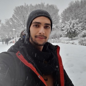 پروفایل پویا عباسی