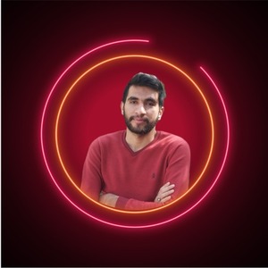 پروفایل امیرحسین حسنی اقتدار