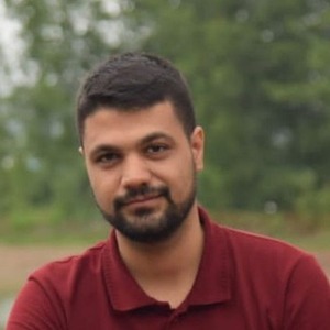 پروفایل مسعود جان بک لو