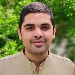 پروفایل علی زارع شاهی