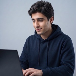 پروفایل امیرحسین زمانیان