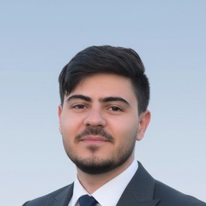 پروفایل علی کریمی