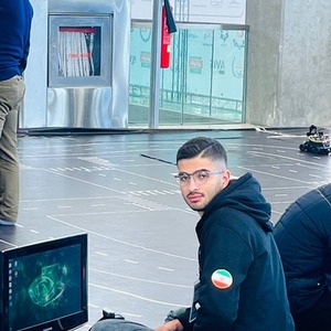 پروفایل Parsa Piyadeh