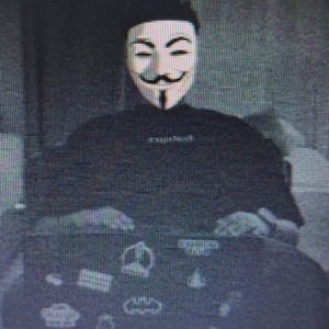 پروفایل 𝕨𝕙𝕠𝕒𝕞𝕚