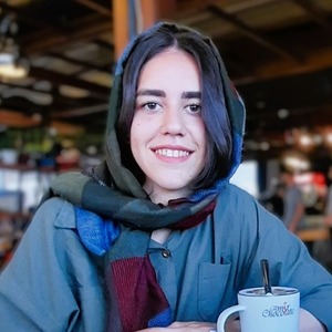 پروفایل آرمیتا نجف آبادی