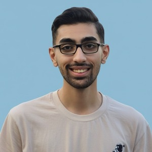 پروفایل احسان الیاسی