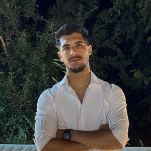 پروفایل توحید رستم پور تبریزی