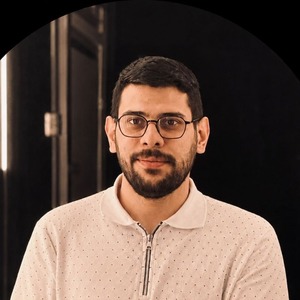 پروفایل علیرضا خشوعی