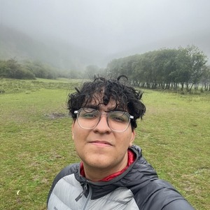 پروفایل آیدین آسوده