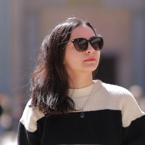 پروفایل Parisa Safipour