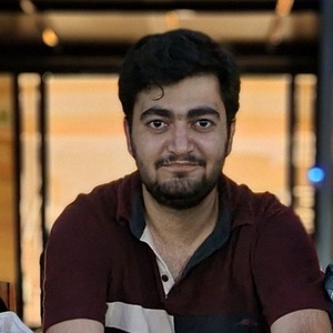 پروفایل علی انصاری فر