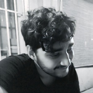 پروفایل علی بیادار