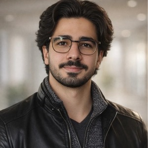 پروفایل سینا شریفی