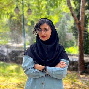 پروفایل مریم میردامادیان