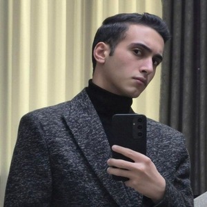 پروفایل علیرضا حسنخانی