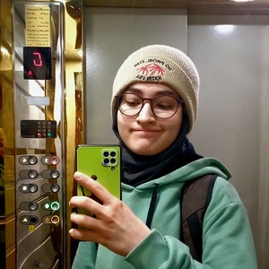 پروفایل ریحانه ستاری