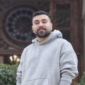 پروفایل نیما نکوئی نیا