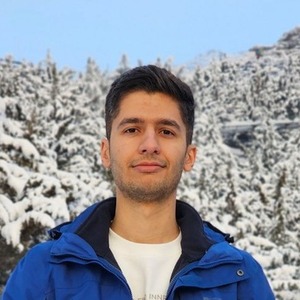 پروفایل عباس بخشی زاده