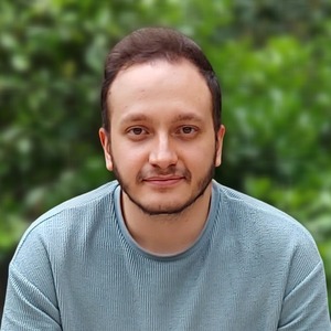 پروفایل محمدامین چینی‌فروشان
