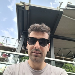 پروفایل محمد قادریان