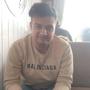 پروفایل سراج اسماعیلی