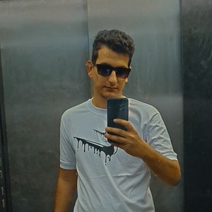 پروفایل علیرضا باشی