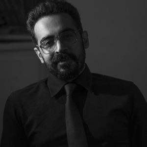 پروفایل آرش حاتمی