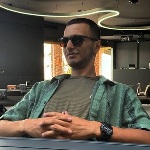 پروفایل Aran Eshghjoo