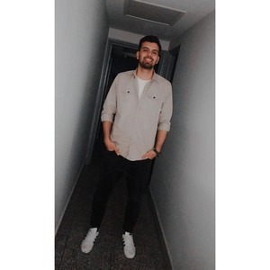 پروفایل حسین چگنی