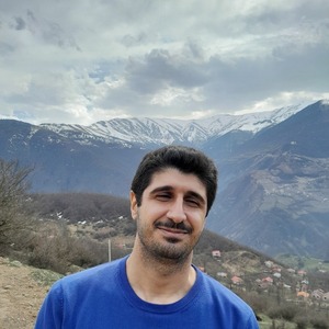 پروفایل آرش یوسفی