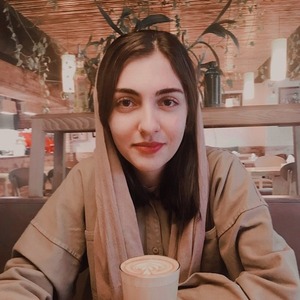 پروفایل نگین فیروزی