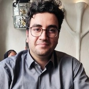 پروفایل حسین تندرو