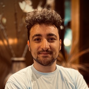 پروفایل payam habibi