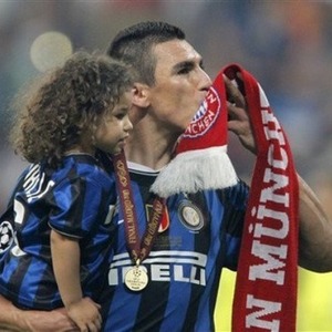 پروفایل کوروش ستوده