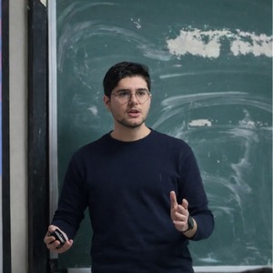 پروفایل آروین صادقی