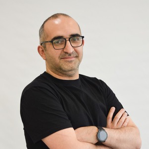 پروفایل کیارش شماعی