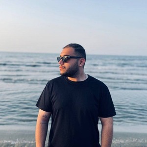 پروفایل amir mohamad hoseini nezhad