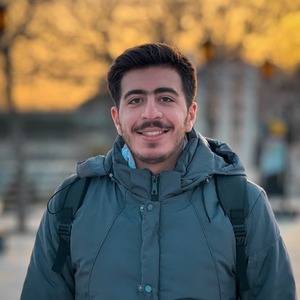 پروفایل علیرضا میرزاآقا