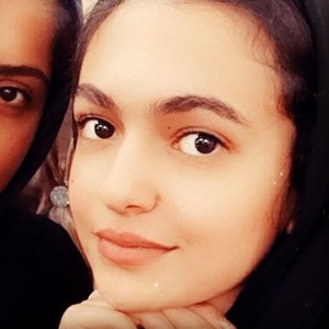 پروفایل مریم اقبال