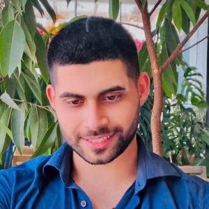 پروفایل امیرحسین انتظامی