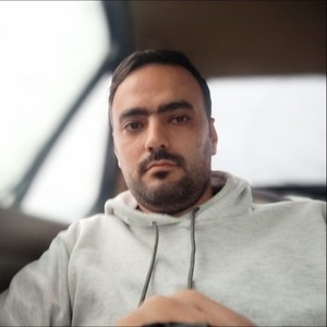 پروفایل محسن زینالی