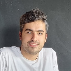 پروفایل رضا غلام زاد