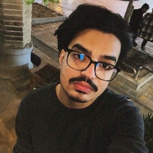 پروفایل متین فتحی