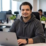 پروفایل علی پیشگرد