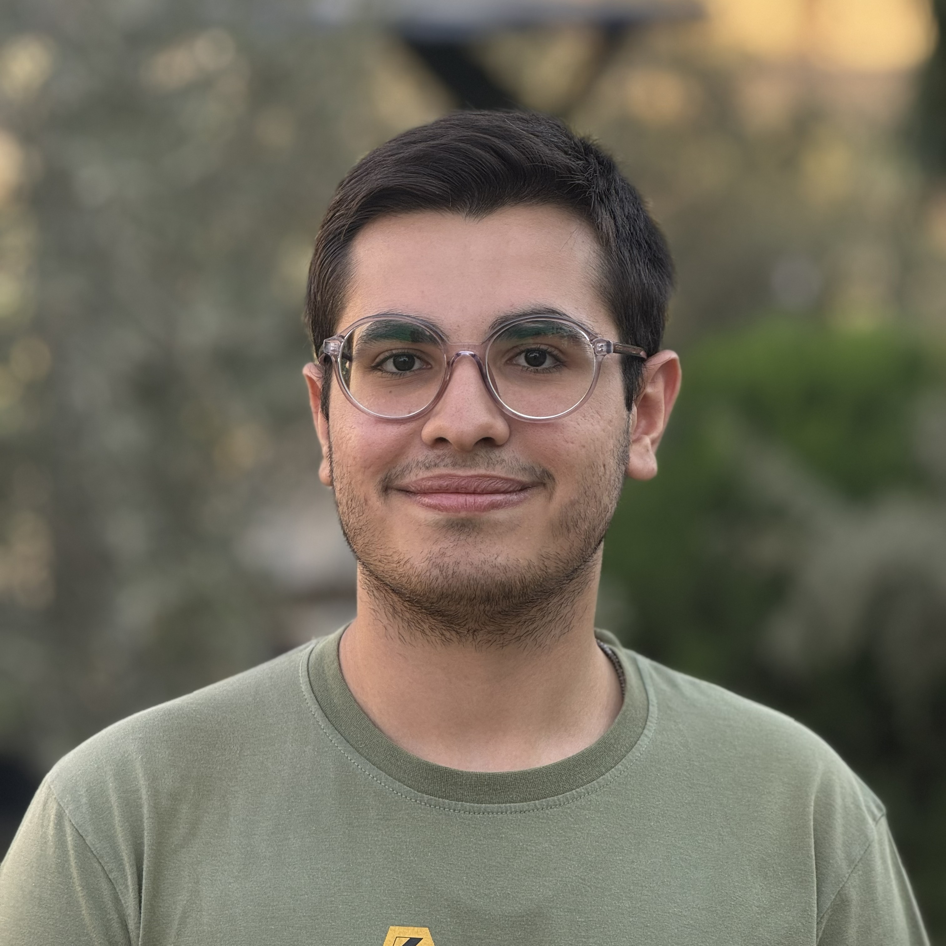 اشکان حاسبی's avatar